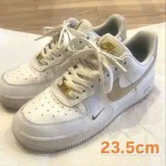NIKE AIR FORCE 1 '07 ESS 23.5cm