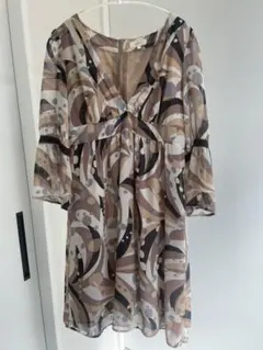 HUSHUSH シフォンワンピース