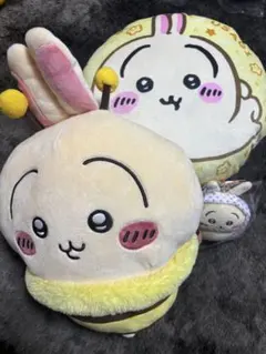 ちいかわうさぎぬいぐるみ、ミニクッション、ご当地温泉　ちいかわうさぎの3点セット