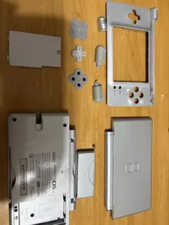 ニンテンドーDS Lite 本体パーツ グロスシルバー