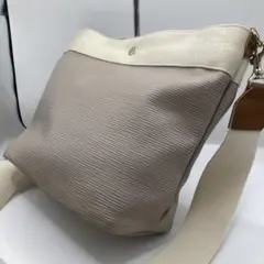 美品✨ トプカピ　ブレス　ショルダーバッグ　斜め掛け　PVC　撥水　グレージュ