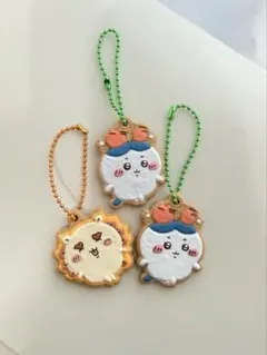 ちいかわ　クッキーチャームコット　ハチワレ　シーサー