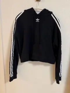adidas 3本ライン クロップドパーカー 黒