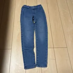 GU デニムブルー スキニーパンツ 140