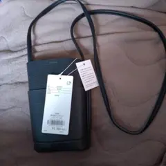 値下げブージュルード　ブラック スマホショルダーバッグ