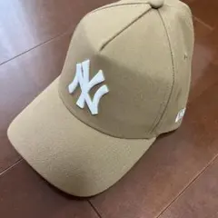 New Era ニューヨークヤンキース キャップ ベージュ
