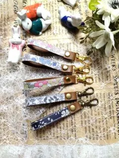 リバティキーホルダー☆ラミネート5点
