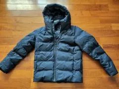 ユニクロ　ネイビー　フード付きダウンジャケット
