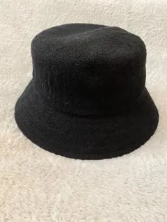 黒 バケットハット タグ付き