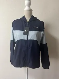 新品　アンダーアーマー ネイビー　水色　 ウインドブレーカー トレーニング