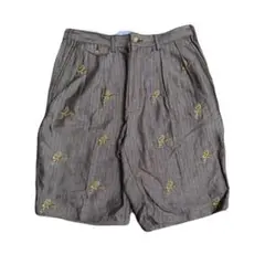 BEAMS 2プリーツ エンボスヘリンボーン ショートパンツ