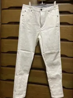 Item thumbnail for item 4518a9a7-9cef-4113-91f5-e867a38c3e01