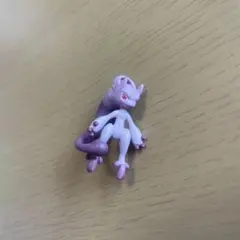 ポケモン　メガミュウツーＹ　フィギュア