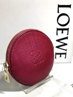 良品✨LOEWE 三つ折り アナグラム がま口 希少 ロゴ型押し 財布 レザー 楽天市場】LOEWE ロエベ ANAGRAM SMALL VERTICAL WALLET