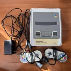 ジャンク品　Nintendo スーパーファミコン 本体 コントローラー2個付き