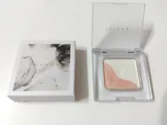 to/one ペタルアイシャドウ17