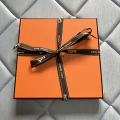 HERMES カレ70 PARIS QUI ROULE スカーフのサムネイル