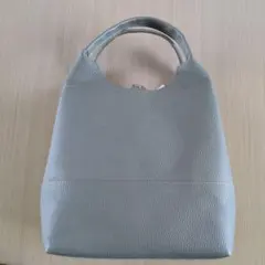 新品】石井猛雄 大きめ バッグ グレージュ 牛本革 日本製 - メルカリ