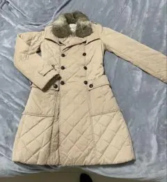 ベージュ キルティングコート　 ラビットファー