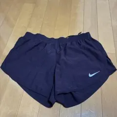 Nike ダークパープル ショートパンツ
