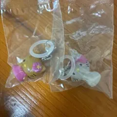ハローキティ めじるしアクセサリー 2個セット