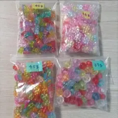 お買い得限定品　アクリルビーズ　4袋セット　クマ　四つ葉　お花　ロンデル