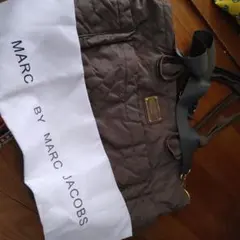 MARC BY MARC JACOBS マザーズバッグ グレー
