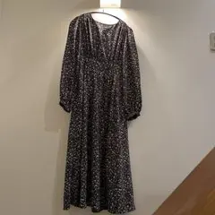 花柄ロングワンピース
