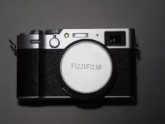 FUJIFILM X100VI 本体 シルバー6月23日　値下げ済み　箱ありのサムネイル