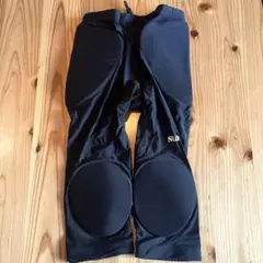 美品　メンズ　レディース　S SLQ ヒップ　プロテクター　ガード