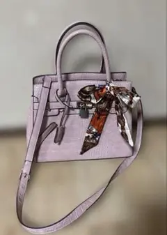 キャットアラマンダ　クロコ型 ハンドバッグ スカーフ付き　ピンク