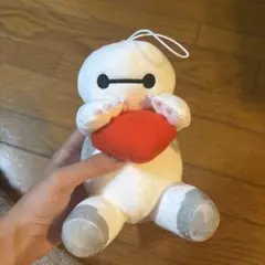 ベイマックス ぬいぐるみ ハート付き