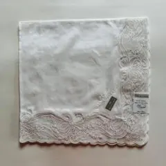 [新品未使用] ミラ ショーン 大判 ハンカチ 白 レース 刺繍のサムネイル