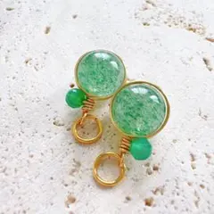 天然石ピアス　チャーム　イヤリング　天然色　高品質　グリーンアベンチュリン