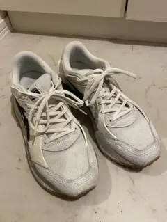 新品同様 Onitsuka Tigerスニーカー MOAGE CO 23.5cm - メルカリ