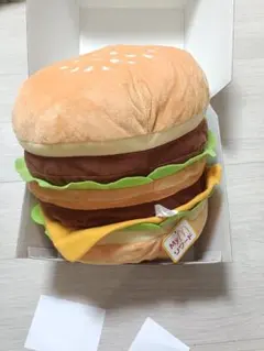マクドナルド　ハンバーガークッション　　2001年 正規品　レア マクドナルド ハンバーガークッション 2001年 正規品 レア 美品 - メルカリ