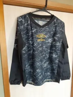 umbro 長袖ピステ 160cm 黒/グレー