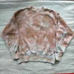 H&M × ジョン・ボイエガ M スウェット 地球のプリント付き