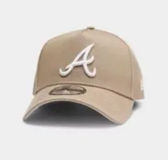 未使用品　ニューエラ　ベージュ 9FORTY スナップバック