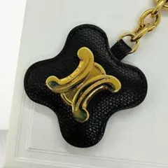 美品　CELINE スタッズ付きクロス型キーホルダー 美品 CELINE スタッズ付きクロス型キーホルダー - メルカリ