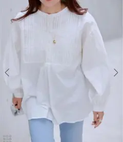 フロントピンタックチュニックブラウス　フリーサイズ