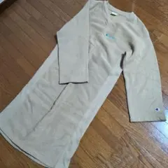 Champion ベージュ 長袖ワンピース　チャンピオン　裏起毛　冬　ワンピ　暖