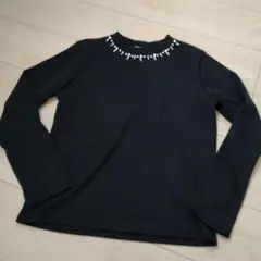 ビーズ装飾付き黒長袖トップス　美品