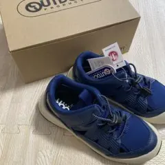 新品　アウトドアプロダクツ ネイビー サンダル　20cm スニーカー 瞬足