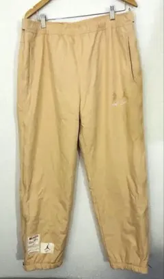 Item thumbnail for item e94dedba-ab09-4eb7-b79a-e8743c9bff6e