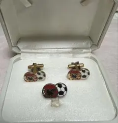 サッカーと鷲のデザイン カフスボタン 2個セット