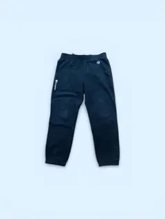 チャンピオン黒 スウェットパンツ ロゴ刺繍付き　ポリエステル100% フリース
