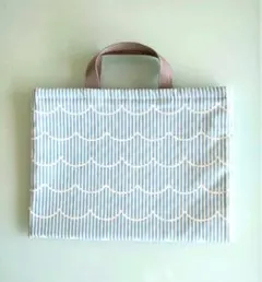 レッスンバック　入園入学　ブルー系　ストライプ柄　裏キルティング　ハンドメイド