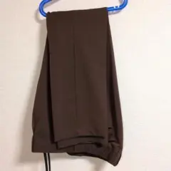 coen スリムテーパードタックパンツ　ダークブラウン　Lサイズ