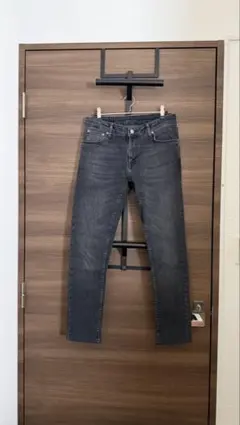 Item thumbnail for item 16d15f7b-f718-47d8-b8fe-0116e96cad09